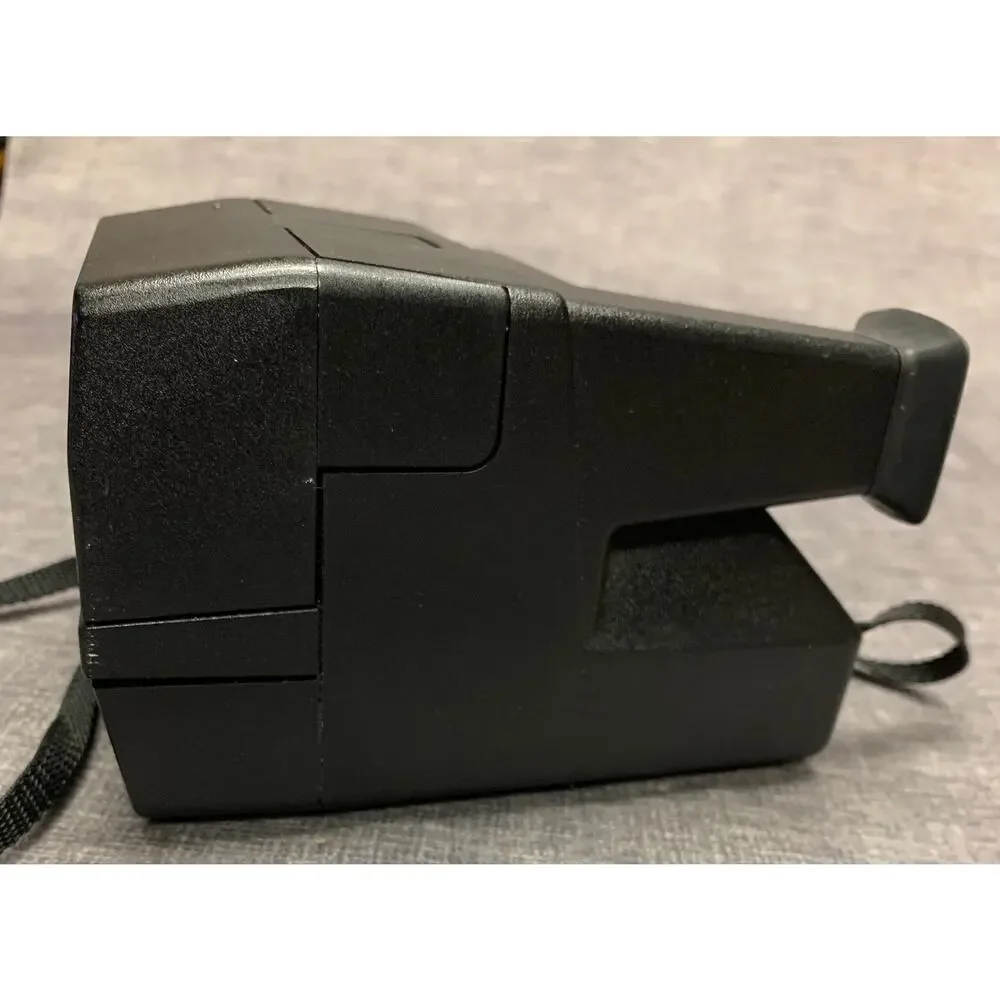 Polaroid 600 One Step Instant Flash Camera - Tested - Guarantee not DOA